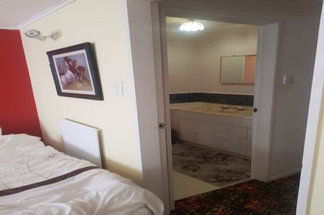 Photo of property in 85 Beauchamp Street, Karori, Wellington, 6012