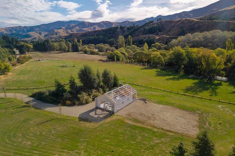 Photo of property in 930 Mount Barker Road, Wanaka, 9382