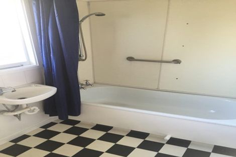 Photo of property in 18 Packe Street, Edgeware, Christchurch, 8013