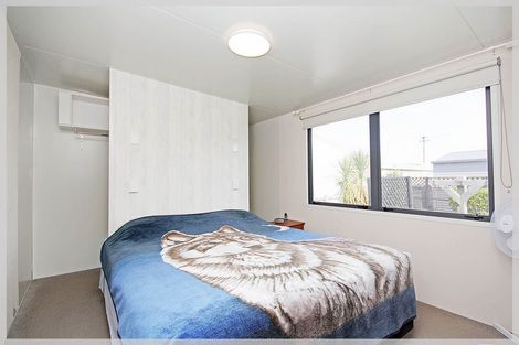 Photo of property in 15a Roore Street, Foxton Beach, Foxton, 4815