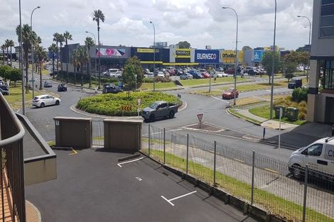 Photo of property in 1i/18 Ronwood Avenue, Manukau, Auckland, 2104