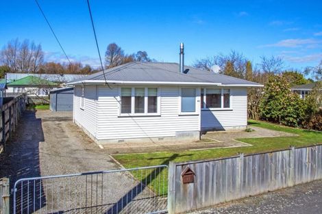 Photo of property in 61 Makoura Road, Masterton, 5810