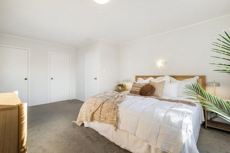 Photo of property in 2/5 Stanley Avenue, Milford, Auckland, 0620