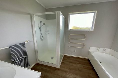 Photo of property in 44 Macdonald Road, Glenview, Hamilton, 3206