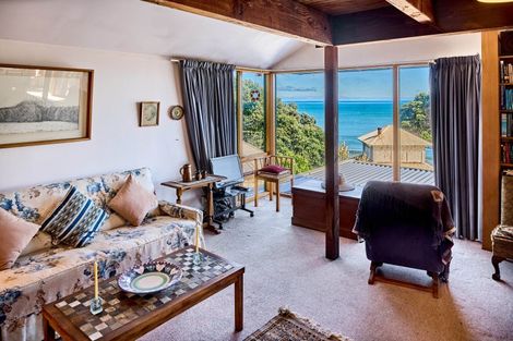 Photo of property in 21 Wellington Road, Paekakariki, 5034