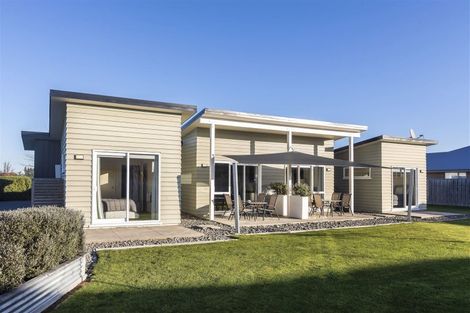 Photo of property in 1 Pemberton Drive, Amberley, 7410