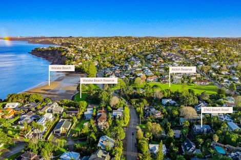 Photo of property in 2/962 Beach Road, Torbay, Auckland, 0630