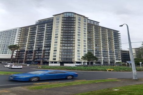Photo of property in The Rennaissance, 5j/18 Ronwood Avenue, Manukau, Auckland, 2104