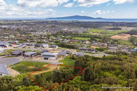 Photo of property in 15 Whio Place, Waikanae, 5036