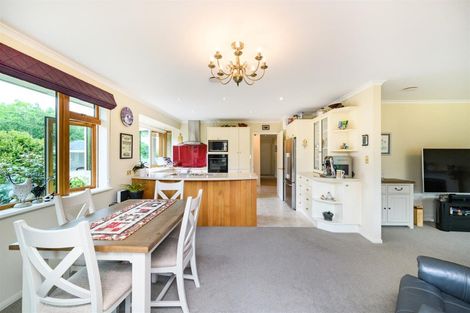 Photo of property in 11 Wanganui Road, Marton, 4710