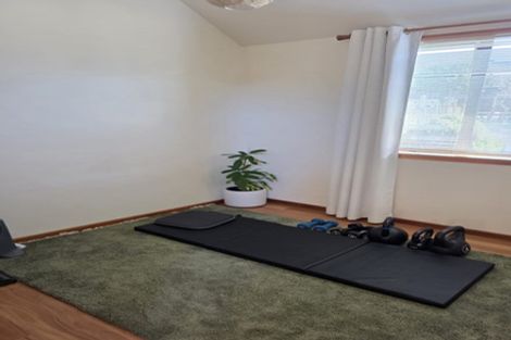 Photo of property in 11 Cannon Street, Westown, New Plymouth, 4310