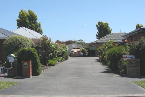 Photo of property in 18 Beauford Place, Parklands, Christchurch, 8083