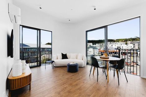 Photo of property in 12 Hugh Street, Mount Cook, Wellington, 6021