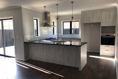 Photo of property in 15u4 Onukutara Place, Huntington, Hamilton, 3281