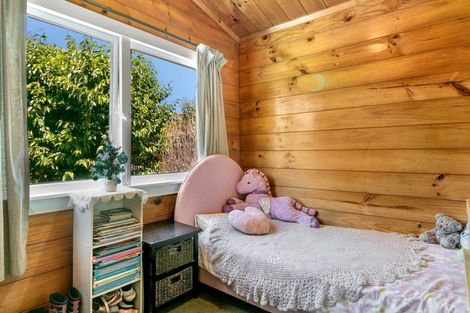 Photo of property in 33 Sunset Street, Hilltop, Taupo, 3330