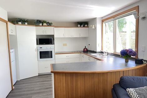 Photo of property in 4 Hatton Street, Karori, Wellington, 6012