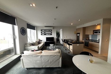 Photo of property in 22 Liardet Apartments, 303/22 Liardet Street, New Plymouth, 4310