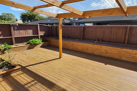 Photo of property in 12 Gatonby Place, Avonhead, Christchurch, 8042