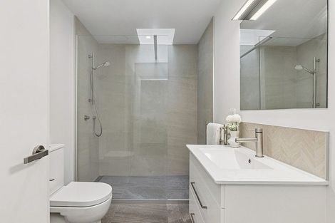 Photo of property in 28 Holystone Road, Whitby, Porirua, 5024