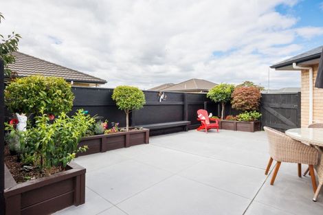 Photo of property in 49 Peter Hall Drive, Kelvin Grove, Palmerston North, 4414