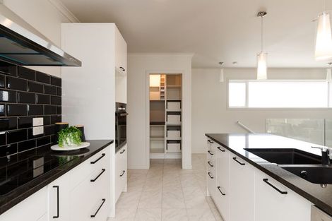 Photo of property in 18b Galea Grove, Kelvin Grove, Palmerston North, 4414