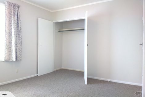 Photo of property in 1/43 Edgecombe Street, Newlands, Wellington, 6037