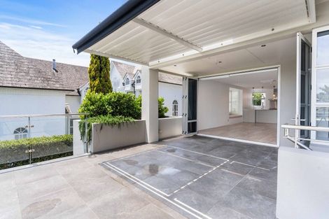 Photo of property in 12a Victoria Avenue, Dannevirke, 4930