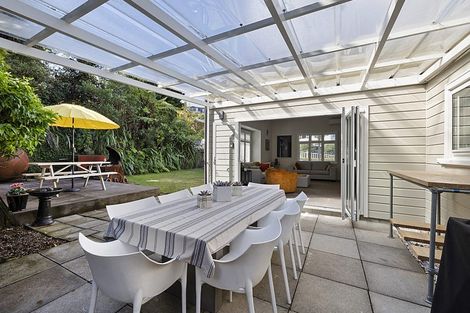Photo of property in 12 Rossiter Crescent, Lynmouth, New Plymouth, 4310