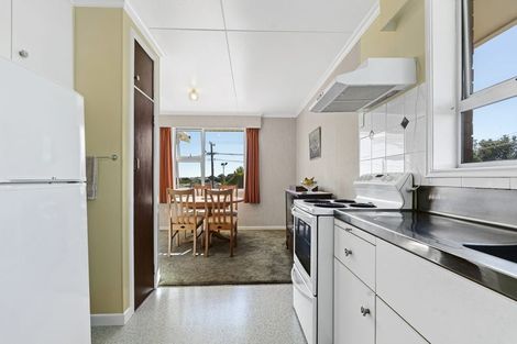 Photo of property in 20 Alberta Road, Glen Avon, New Plymouth, 4312