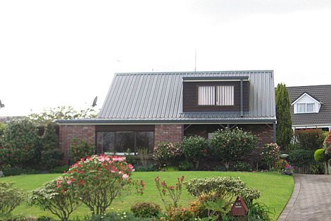 Photo of property in 27 Walford Drive, Lynmore, Rotorua, 3010