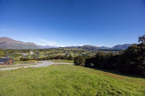 Photo of property in 7 Highfield Ridge, Wanaka, 9305