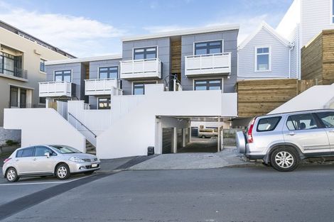 Photo of property in Victoria Villas, 23/35u Pirie Street, Mount Victoria, Wellington, 6011