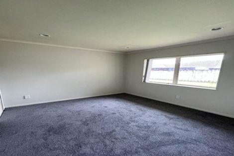 Photo of property in 52 Milson Drive, Papakura, 2110