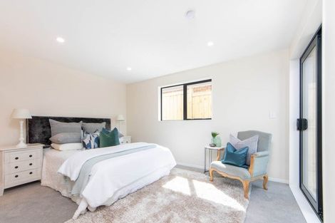 Photo of property in 283a Bucklands Beach Road, Bucklands Beach, Auckland, 2012
