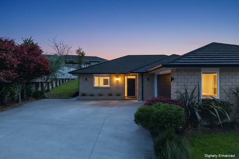 Photo of property in 28 Baxendale Drive, Matipo Heights, Rotorua, 3015