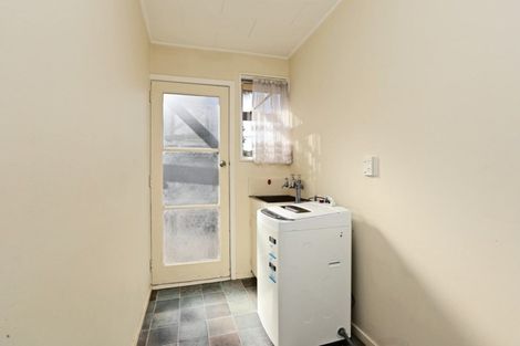 Photo of property in 2/8 Kauri Street, Taradale, Napier, 4112