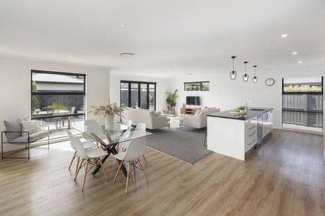 Photo of property in 47 Roys Street, Marshland, Christchurch, 8083