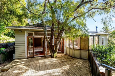 Photo of property in 16 Walter Road, Lowry Bay, Lower Hutt, 5013