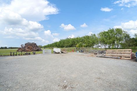 Photo of property in 61 Moore Road, Winton, 9781