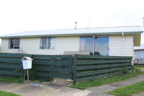 Photo of property in 3 Harding Place, Feilding, 4702