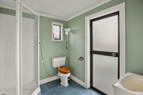 Photo of property in 176 Collins Road, Temple View, Hamilton, 3282
