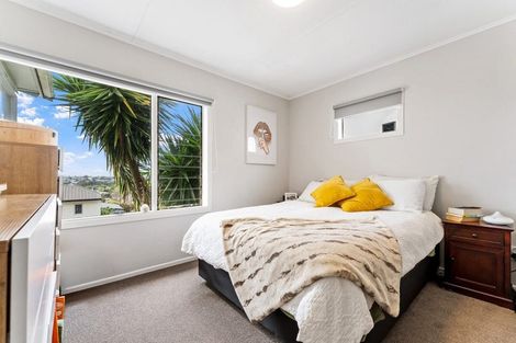 Photo of property in 75 Stanmore Bay Road, Stanmore Bay, Whangaparaoa, 0932