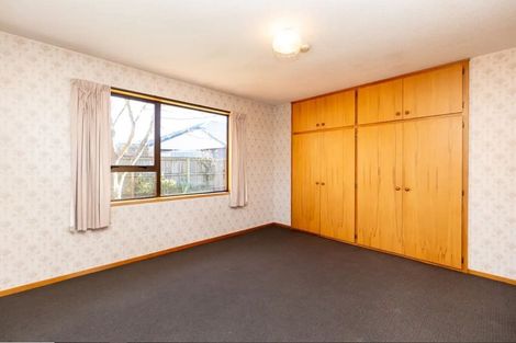 Photo of property in 24 Sawtell Place, Northcote, Christchurch, 8052