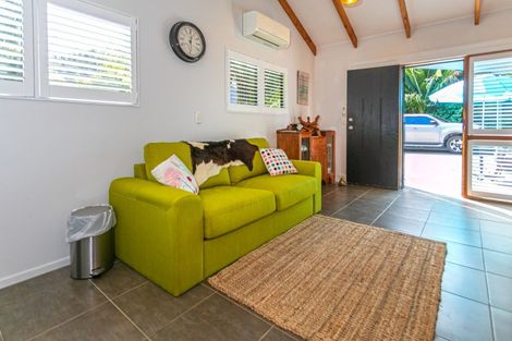 Photo of property in 5 Rewa Rewa Valley, Tairua, 3508