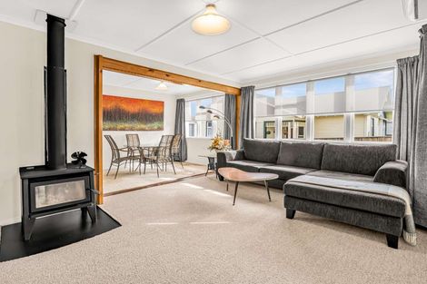 Photo of property in 36 Maxwell Avenue, Durie Hill, Whanganui, 4500