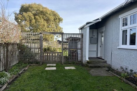 Photo of property in 6 Malcolm Street, Martinborough, 5711