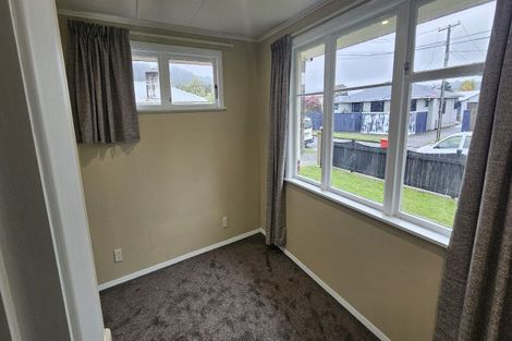 Photo of property in 23 Charles Street, Clouston Park, Upper Hutt, 5018
