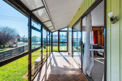 Photo of property in 18 Cross Street, Taumarunui, 3920