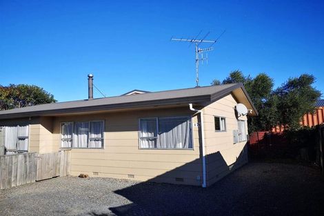 Photo of property in 17 Parkers Road, Tahunanui, Nelson, 7011