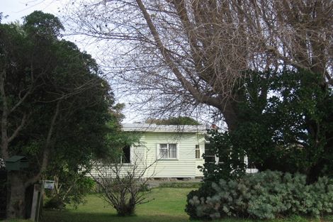 Photo of property in 10 Ngapotiki Street, Paraparaumu Beach, Paraparaumu, 5032